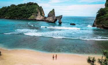 Atuh Beach Cliff Point